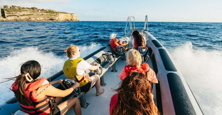 Palma Bay: 1-Hour Speedboat Adventure - Experience Highlights
