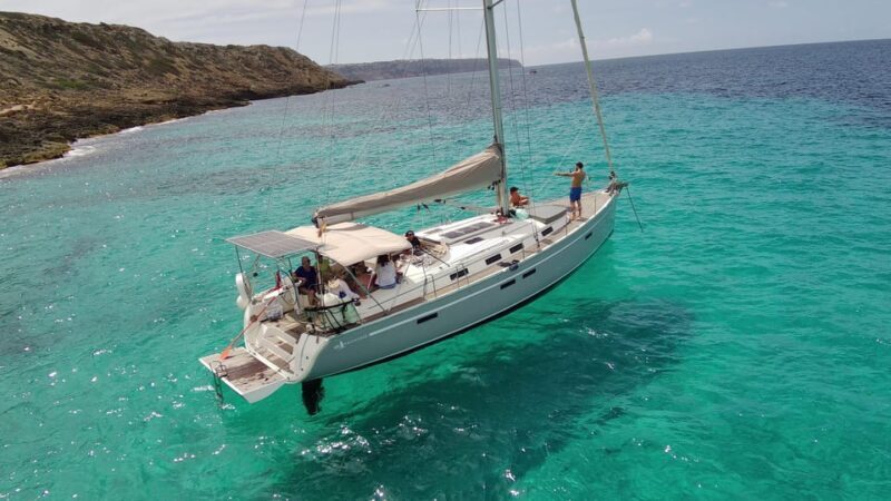 PALMA BAY : 4 HOUR PRIVATE TOUR WITH SAILING BOAT - Authentic Guest Insights