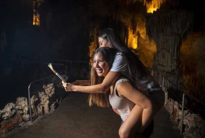 Palma: Caves of Drach Entrance, Music Concert, and Boat Trip - Enjoying the Music Concert