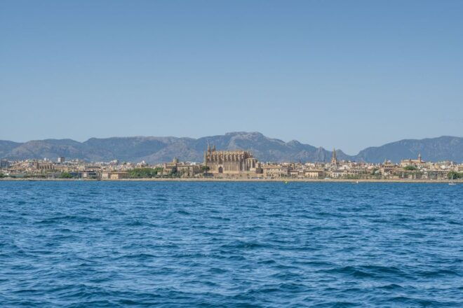 Palma De Mallorca: 5-Hour Catamaran Cruise With Lunch & Swim - Inclusions and Exclusions
