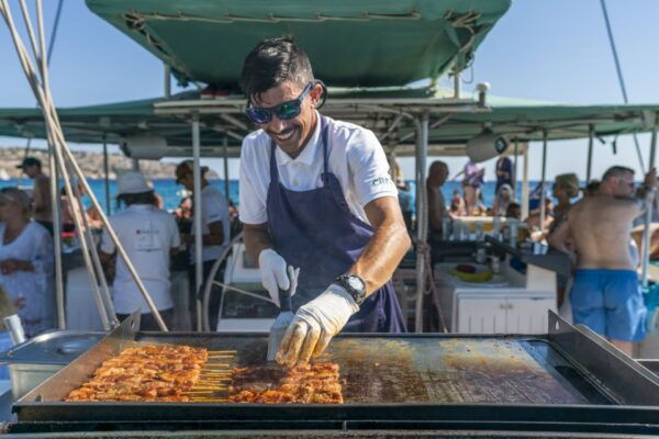 Palma De Mallorca: 5-Hour Catamaran Cruise With Lunch & Swim - Customer Reviews