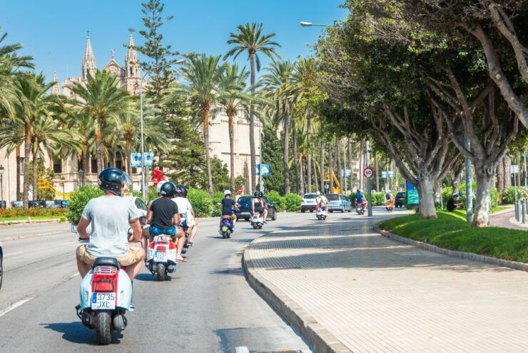 Palma De Mallorca: Automatic Scooter Rental - Benefits of Renting an Automatic Scooter