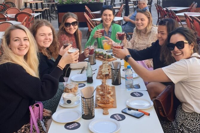 Palma De Mallorca Bike Tour With Optional Tapas - Tour Guides