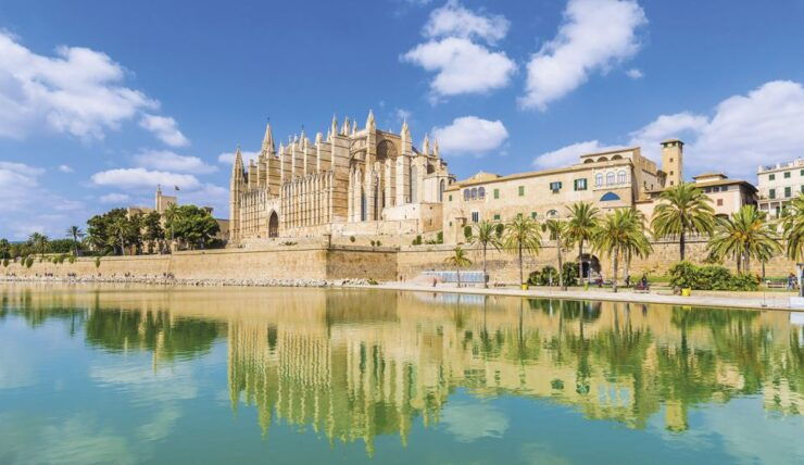 Palma De Mallorca: City Walking Tour With the Cathedral - Tour Details