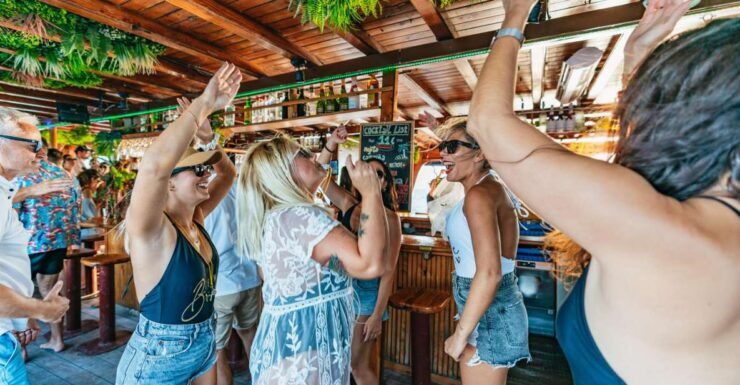 Palma De Mallorca: Daytime Boat Party With Live DJ - Experience Highlights