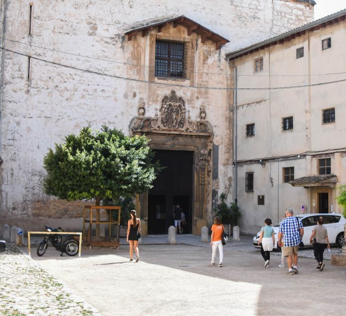 Palma De Mallorca Highlights: 1,5-Hour Private Walking Tour - Experience Palmas Rich History and Culture