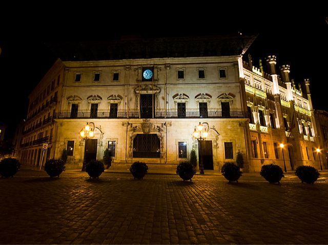 Palma De Mallorca: Old Town Atmospheric Evening Tour - Tour Duration and Flexibility