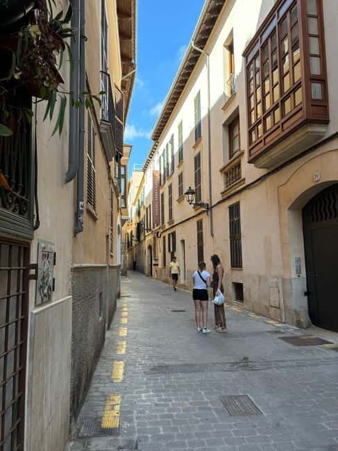 Palma de Mallorca: Private Guided Walking Tour with Tapas - Good To Know