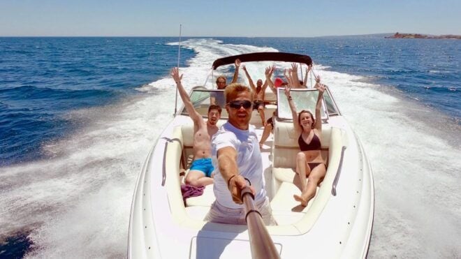 Palma De Mallorca: Private Yacht Trip With Drinks - Meeting Point and Preparation
