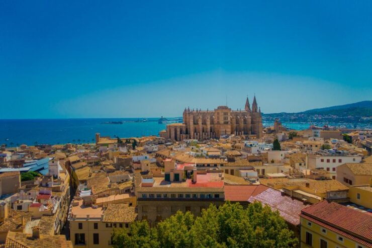 Palma De Mallorca: Self-Guided Audio Tour - Experience