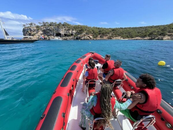 Palma De Mallorca: Sightseeing Speedboat Tour With Pickup - Frequently Asked Questions