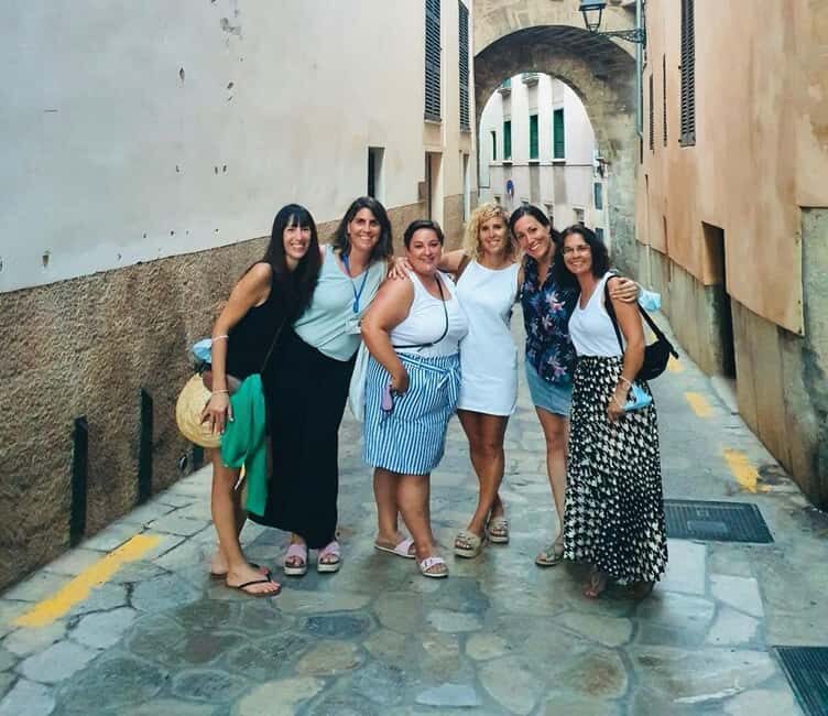 Palma de Mallorca: Walking Tour and Cathedral with Pastry - Starting Off at CaixaForum Palma