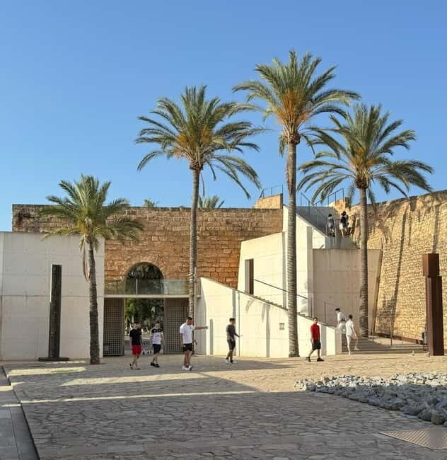 Palma in person and away from the crowds - Good To Know