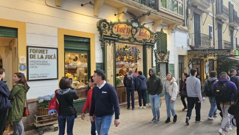 Palma: Old Town Guided Tour with Cathedral Skip-the-Line - The Sum Up