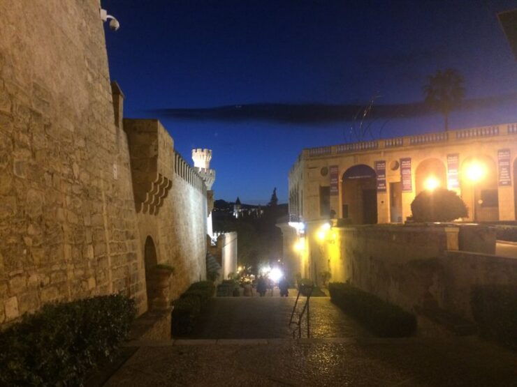 Palma Old Town Sunset Tour and Food Tastings - Tour Highlights