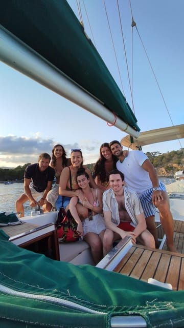 Palma: Private Half-Day Sailing Trip With Tapas & Drinks - Onboard Experience