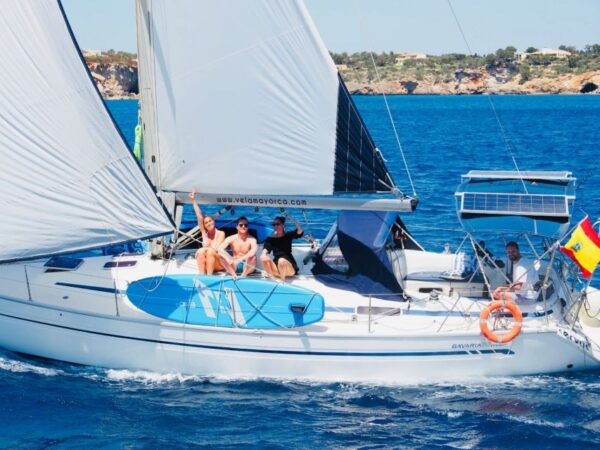 Palma: Private Sailing Boat Excursion With Optional Paella - Boat Options