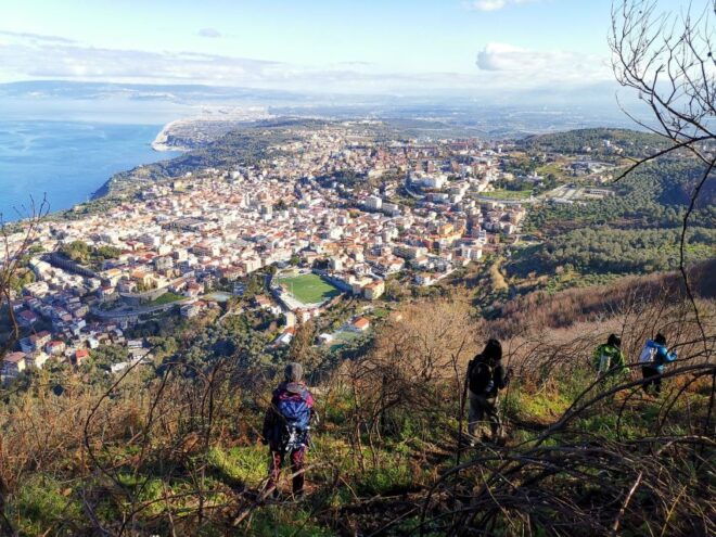 Palmi: Guided Tracciolino Trail Trek - Description