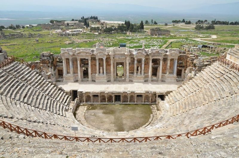 Pamukkale Day Tour from Izmir/Selcuk/Kusadasi with Lunch - Pamukkale rewards a slow look