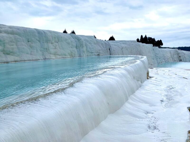 Pamukkale Day Tour With Flights and Transfers from Istanbul - Cleopatra’s Pool: A Luxurious Swim