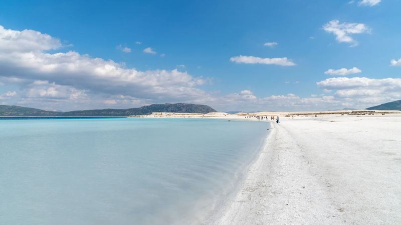 Pamukkale & Salda Lake Full-Day Guided Tour with Transfers - Guide, transport, and group-tour value