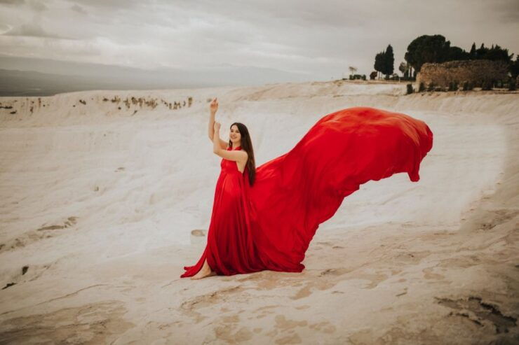 Pamukkale: Satin Flying Dress Rental Service - Rental Experience