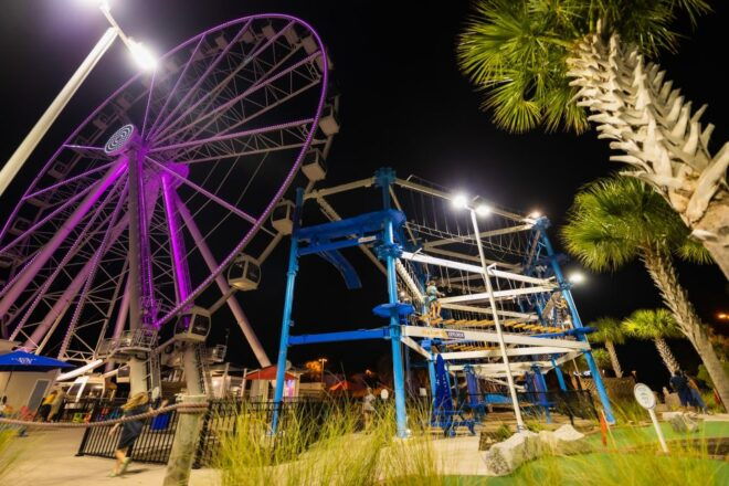 Panama City Beach: SkyWheel Ticket and Mini Golf Combo - Experience Highlights