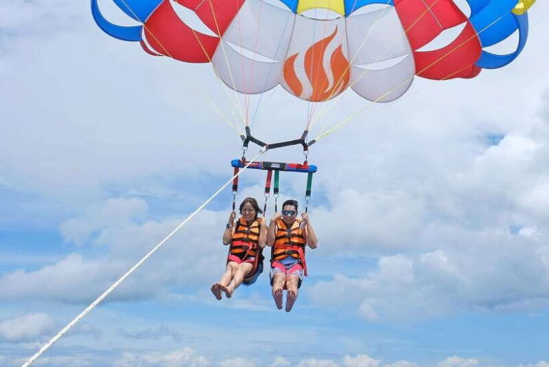 Panglao: Solo or Tandem Parasailing Experience near Alona - The Sum Up