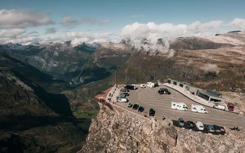 Panorama Bus Tours Geiranger 1,5/ 2hr - An Introduction to the Scenic Bus Journey