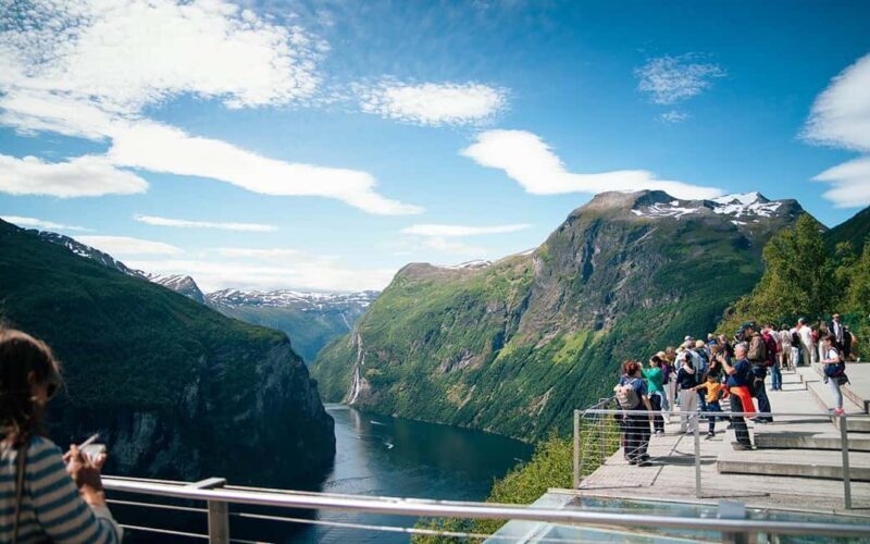 Panorama Bus Tours Geiranger 1,5/ 2hr - Climbing Higher: Reach Mount Dalsnibba and the Skywalk
