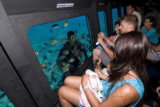 Panorama Semi Submarine Snorkeling Cruise Hurghada - Maximum Traveler Capacity