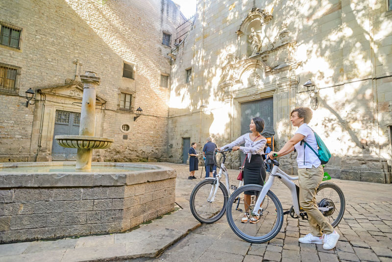 Panoramic Barcelona: E-Bike with Montjuic Cable Car and Boat Trip - Barcelona in four hours, from street level to sea