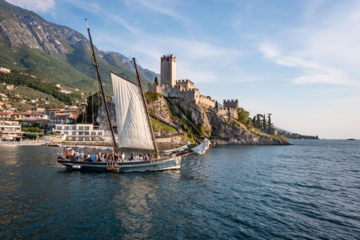 PANORAMIC CRUISE ON HISTORICAL SAILBOAT - Booking Information
