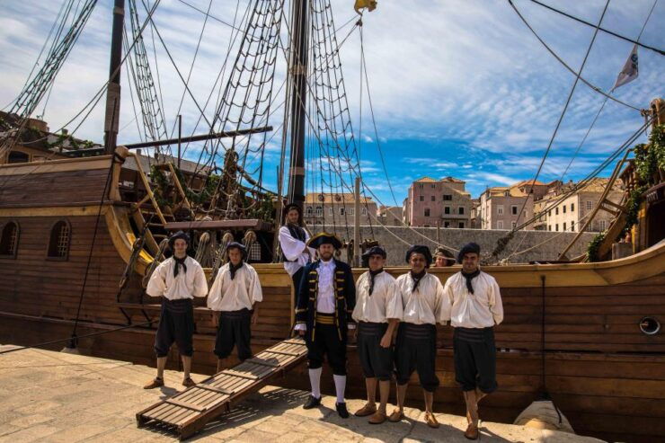 Panoramic Galleon Cruise With a Live Show at Sunset - Good To Know