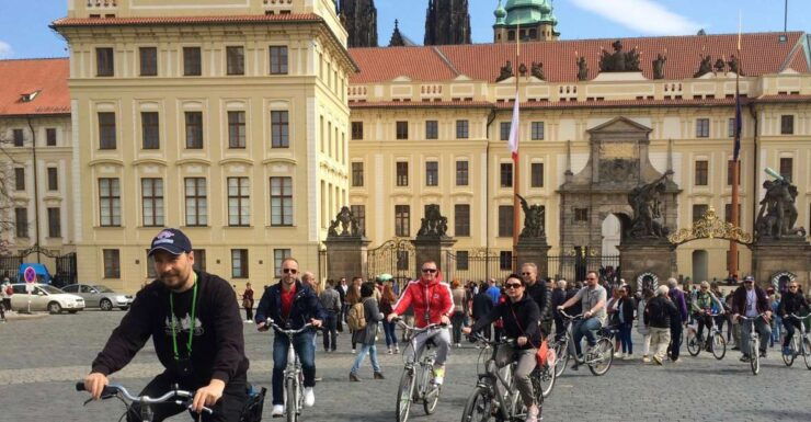 Panoramic Prague - E-Bike Tour - Castle Exploration