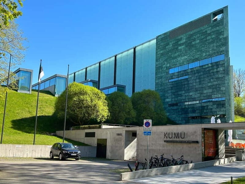 Panoramic Tour over Tallinn by vehicle - Good To Know