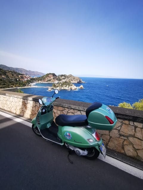 Panoramic Vespa tour of Taormina, Castelmola and White Lotus series locations - Panoramic Vespa Tour of Taormina, Castelmola, and White Lotus Series Locations