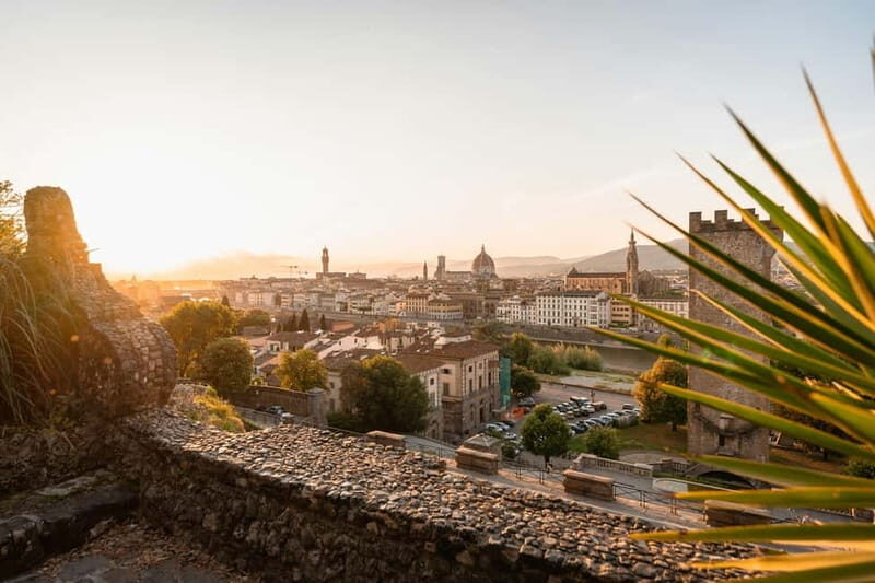 Panoramic walking tour in Florence with Vincenzo - Authentic Insights from Reviews