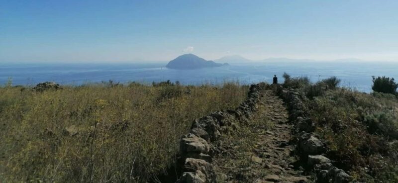 Pantelleria: Trekking among craters and favàre - Good To Know