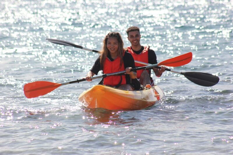 Papagayo: Kayak Experience in Los Ajaches Natural Monument - Booking and Cancellation
