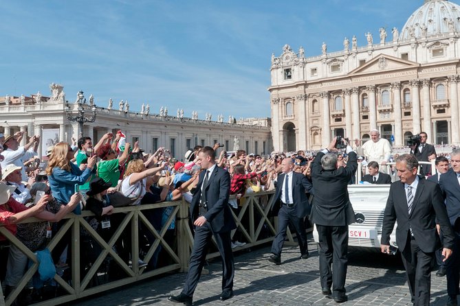 Papal Audience Experience Tickets and Presentation With an Expert Guide - Meeting Point and Late Arrival Issues