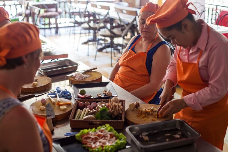 Paper Tiger Cooking Class in Siem Reap - A market walk before the first cut