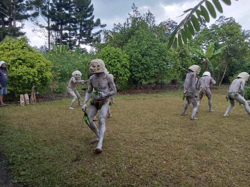 Papua New Guinea Culture and Traditions - An Introduction to the Tour