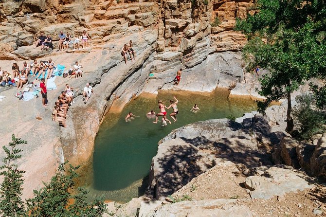 Paradise Valley Half Day Experience - Hike to the Magnificent Pools