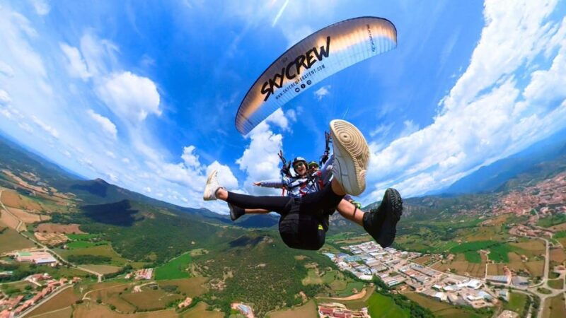 Paragliding: Experience the Magic of Flying Near Barcelona. Report Included - Activity Details
