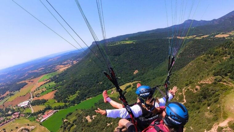 Paragliding: Experience the Magic of Flying Near Barcelona. Report Included - Preparing for Your Flight