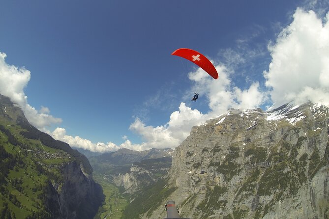 Paragliding Over the Lauterbrunnen Valley - Important Considerations