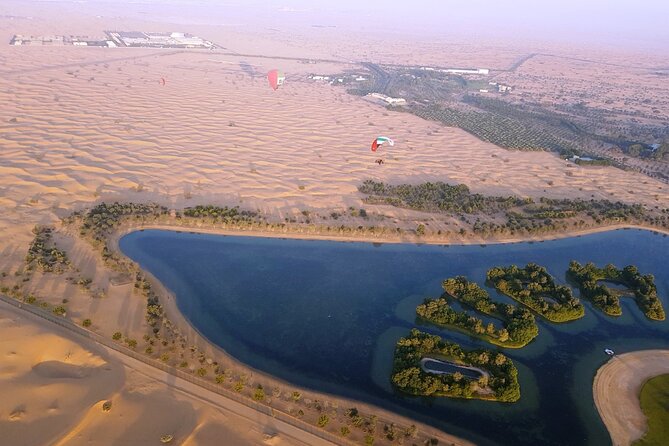 Paramoter Dubai Private Flight for 20 Minutes - Meeting and Pickup