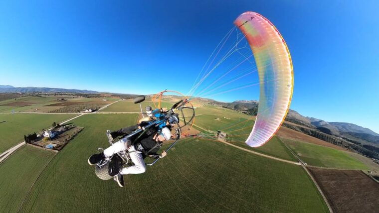 Paramotoring in Ronda (Malaga), Near Marbella - Preparing for the Flight