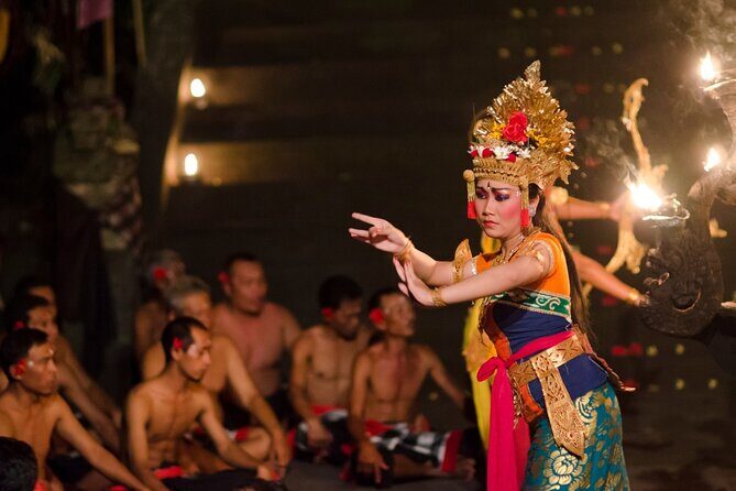 Parasailing Adventure and Kecak Dance On The Beach - A Closer Look at the Parasailing Experience